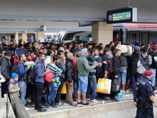Geflüchtete am Westbahnhof in Wien, 5. September 2015 Geflüchtete am Westbahnhof in Wien, 5. September 2015