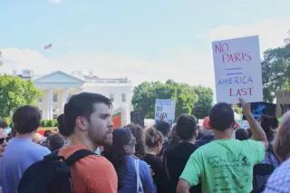 Protest against Trump's climate policy Protest in front of the White House in Washington D.C.