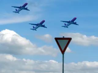 New Economy of Nature: Air Traffic and CO2-Emissions