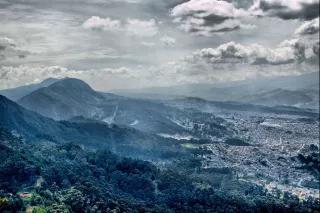 Bogota below Blick auf Bogota von einem Berg