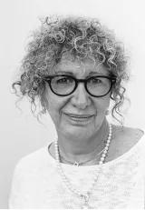 Lizzie Doron