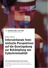 Eine nachdenklich blickende Person, deren Gesicht von farbigen, rechteckigen Lichtmustern überlagert wird. Unten steht der Titel eines Policy Briefs der Heinrich-Böll-Stiftung.