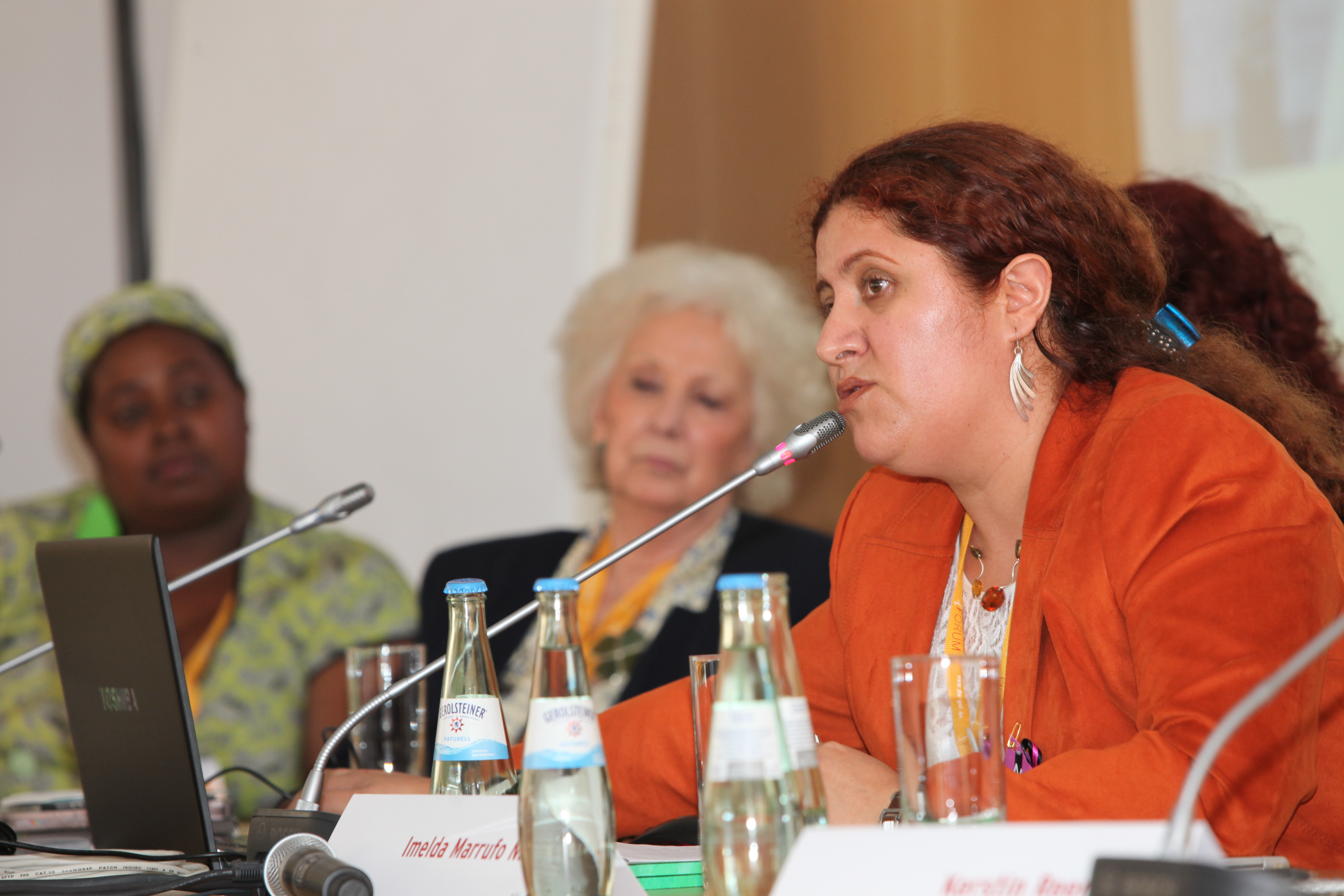 (f.l.) Amanda Camilo Ibarra (Coordinator “Movimiento Ruta Pacifica de las Mujeres”, Colombia), Estela Barnes de Carlotto (President of the Organization Abuelas de Plaza de Mayo (Grandmothers of Plaza de Mayo), Argentina) and Imelda Marrufo Nava (Lawyer and Human Rights Activist, Red Mesa de Mujeres de Ciudad Juárez, Mexiko)