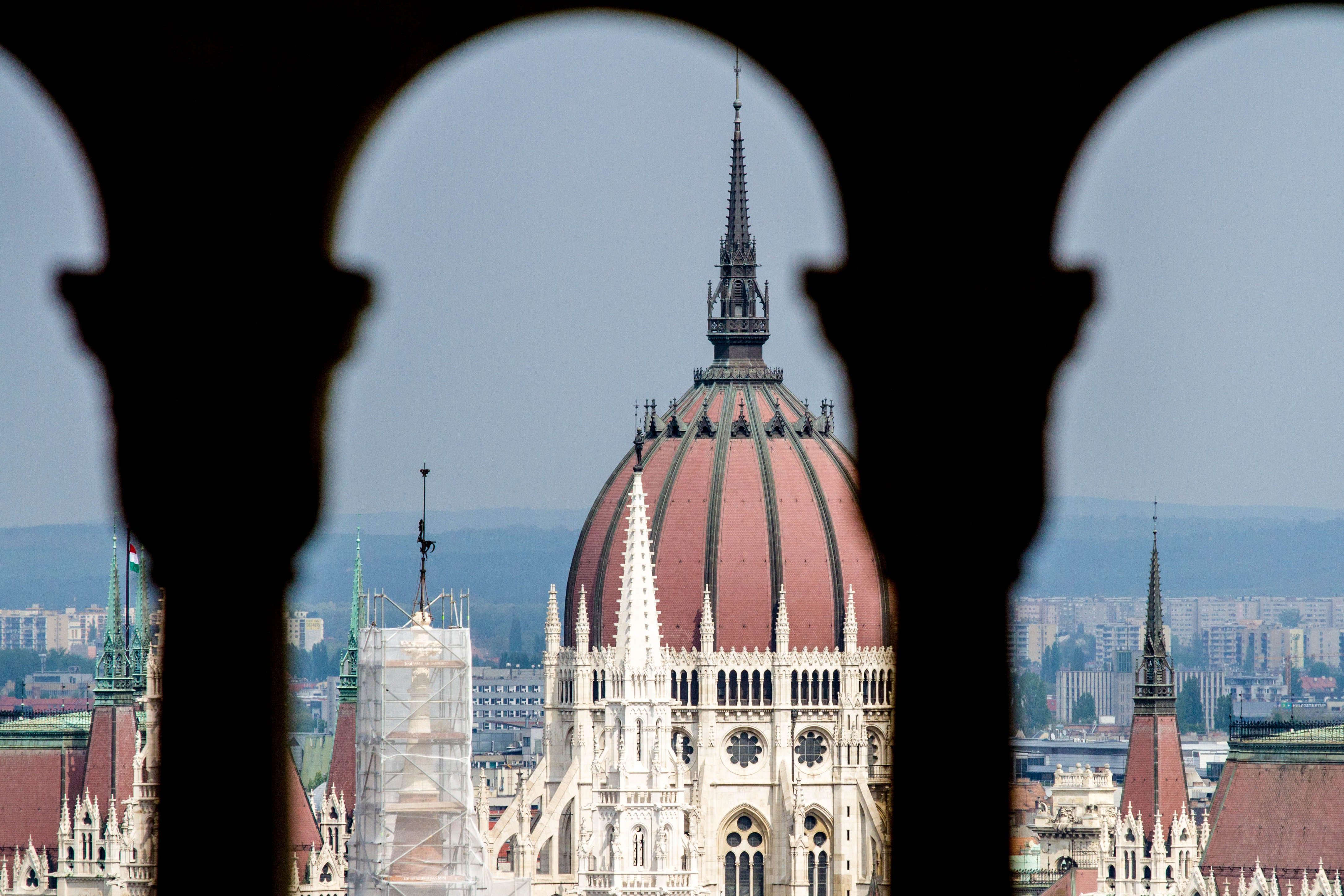 Blick auf das Parlament in Budapest Blick auf das Parlament in Budapest