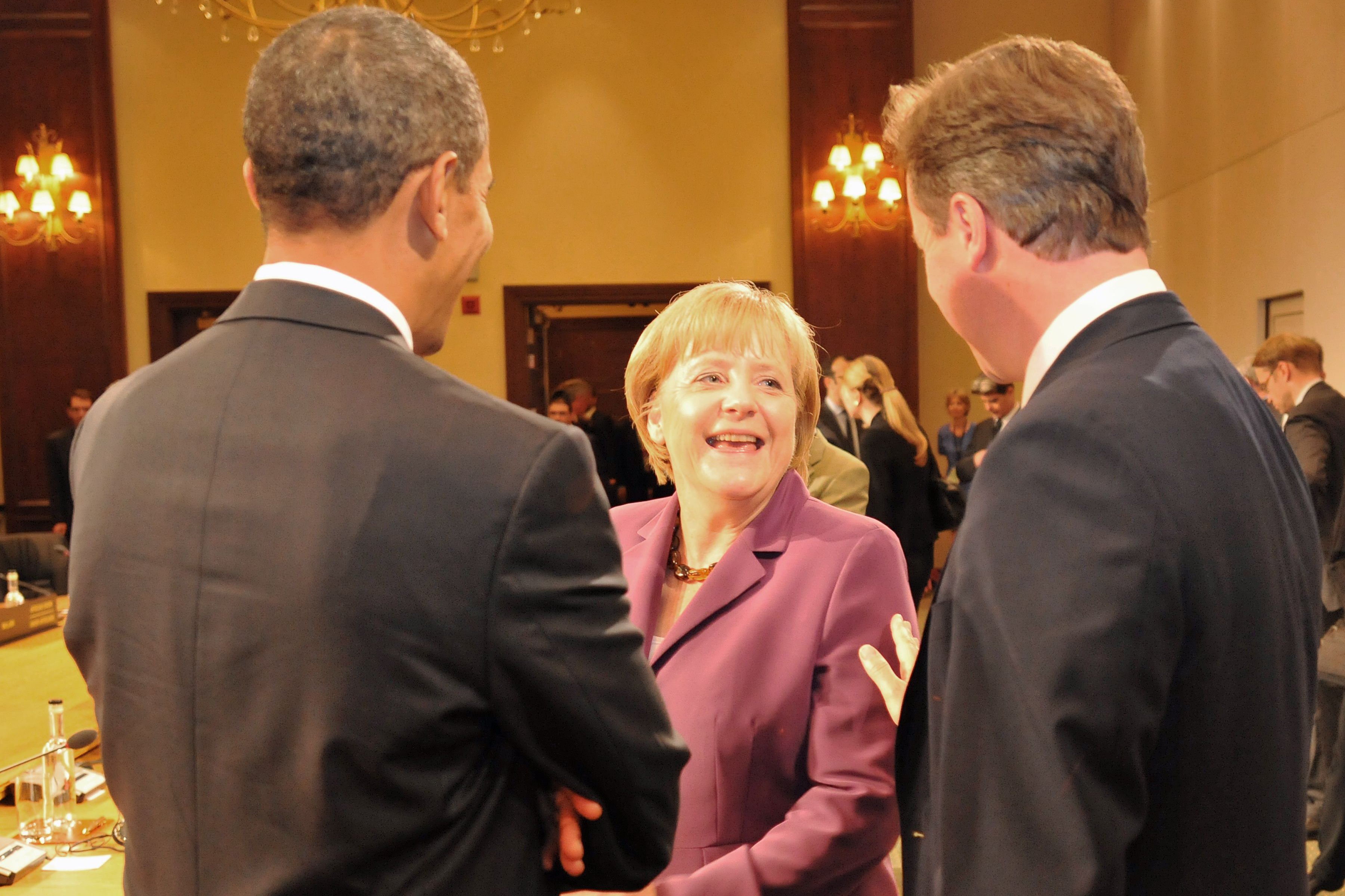 Angela Merkel, Barack Obama und David Cameron beim G8-Gipfel 2010 Angela Merkel, Barack Obama und David Cameron beim G8-Gipfel 2010