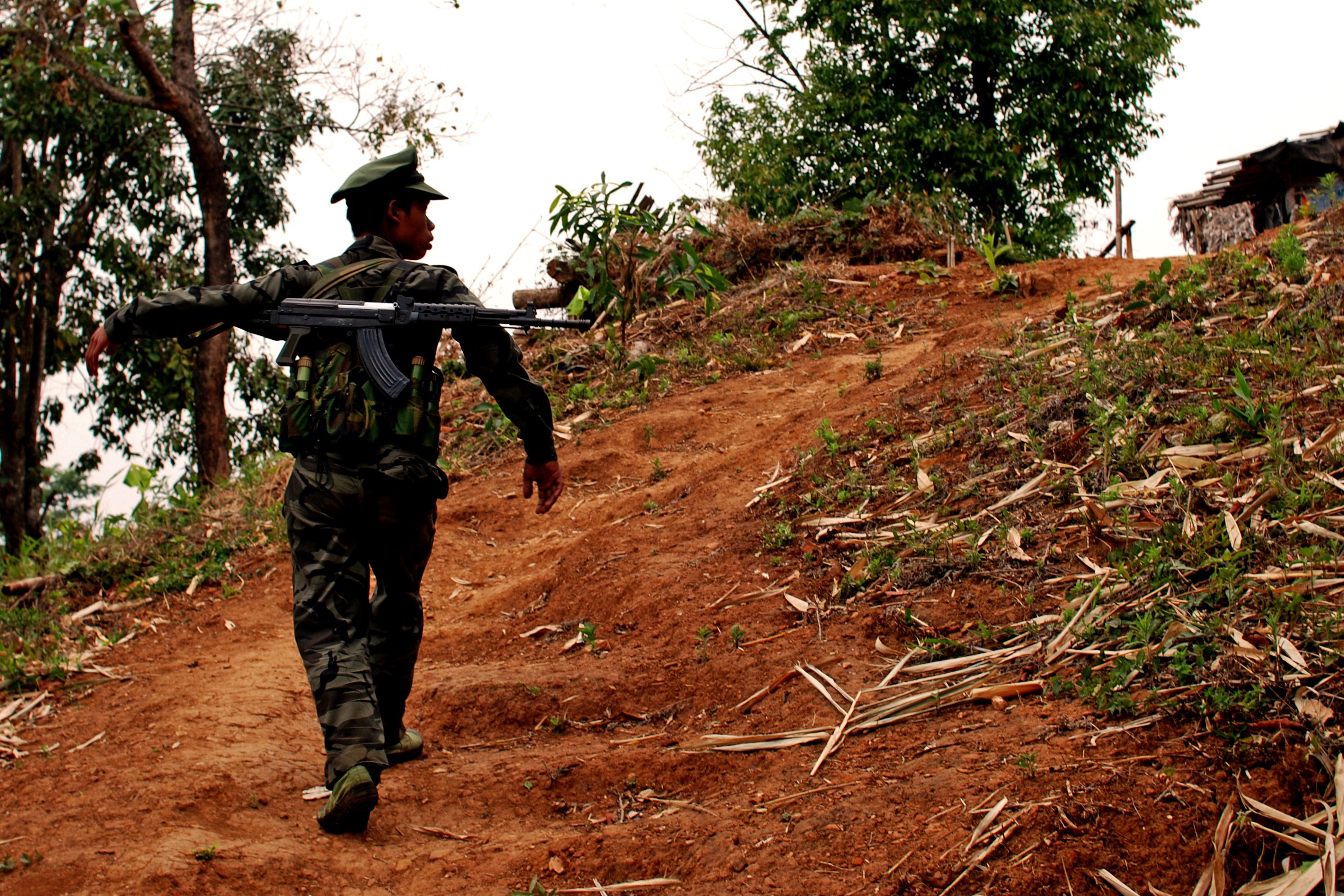 Kachin Soldat in Myanmar Kachin Soldat in Myanmar