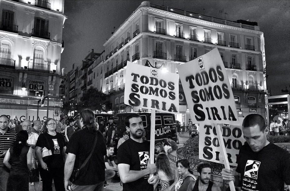 Spanish pro refugee sympathizer Spanish pro refugee sympathizer