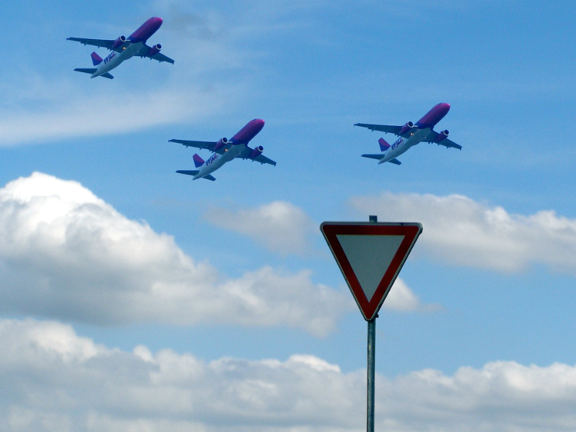 air traffic Neue Ökonomie der Natur: Flugverkehr und CO2-Kompensation