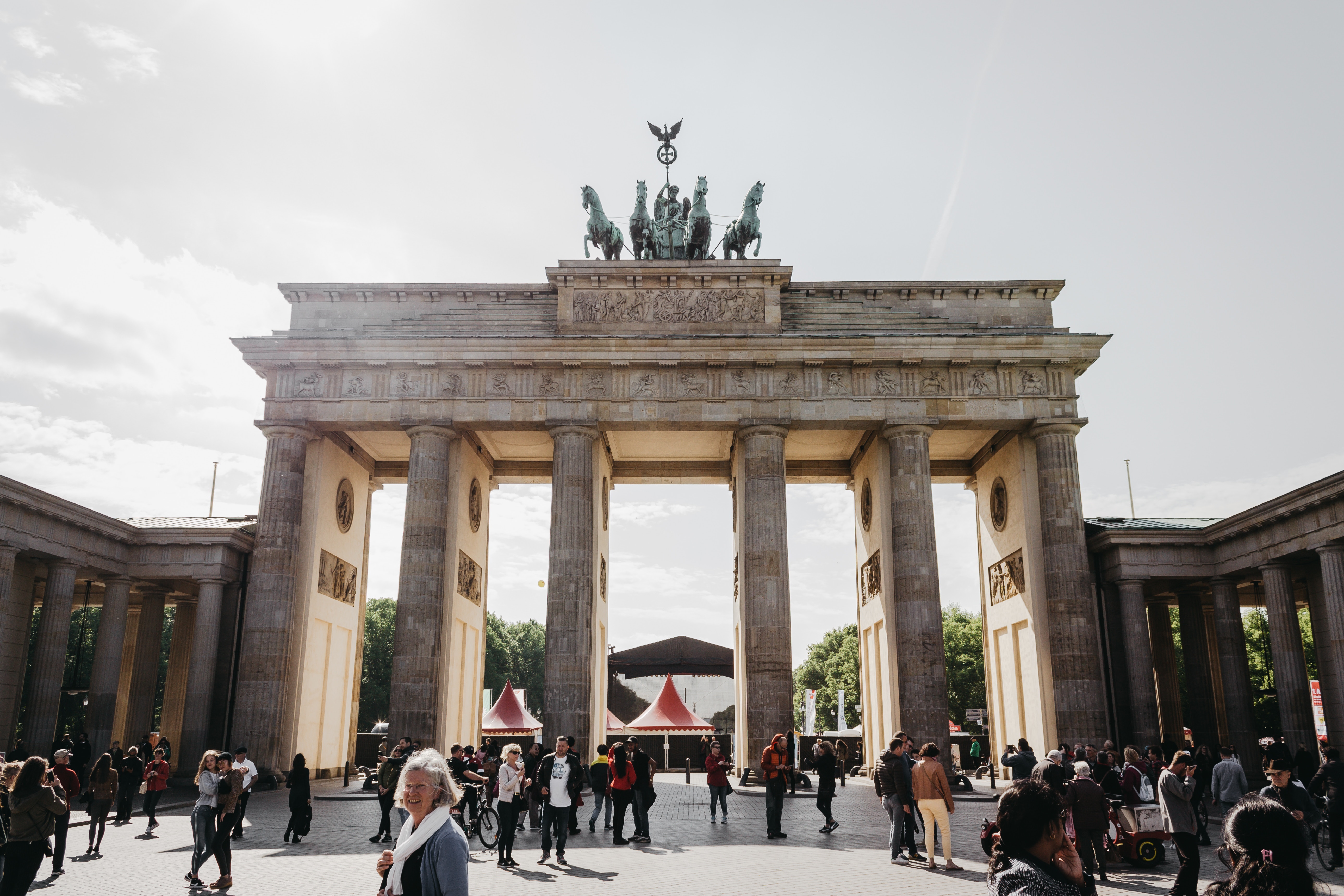 Brandenburger Tor Mehrheit der Deutschen lehnt Plastik ab