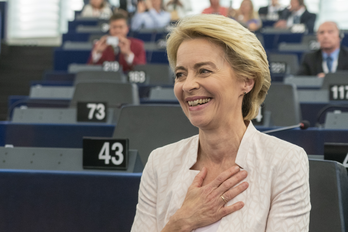 Parliament elects Ursula von der Leyen as first female Commission President Ursula von der Leyen